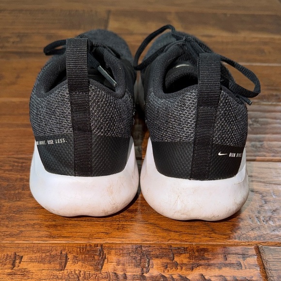 Nike Women's Flex Experience Run 10 Running Shoe, size 9.5 - Picture 5 of 9